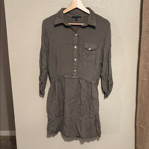 Signature Studio Olive Long Sleeve Dress